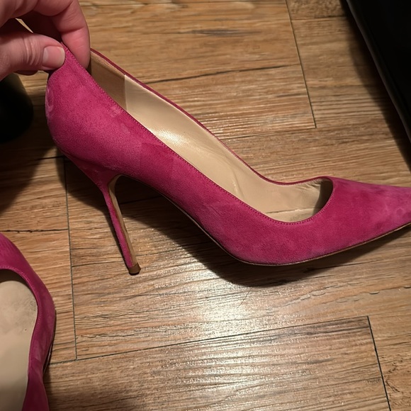 Manolo Blahnik Suede Pumps - Picture 8 of 10